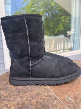UGG Black Classic Short Winter Boots size 6